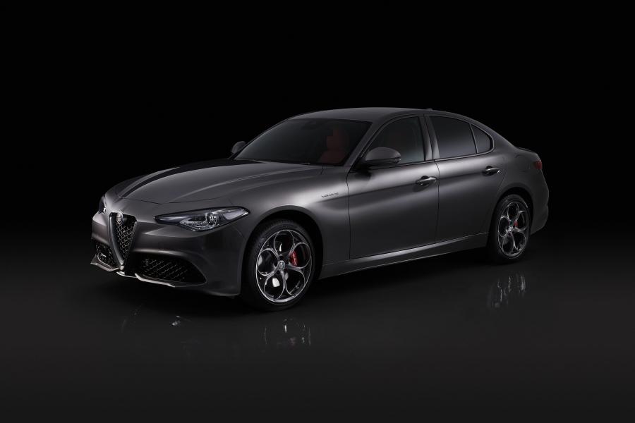 Alfa Romeo Giulia Veloce (952) 2018 года  (JP) (фото 1 из 5)